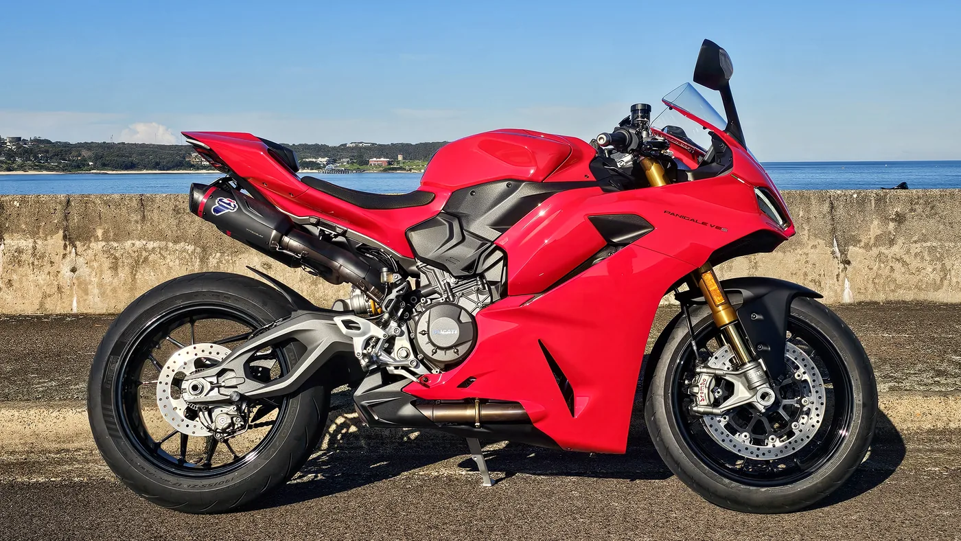 Ducati Panigale V2